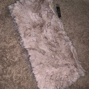Gorgeous faux fur shawl from South Korea